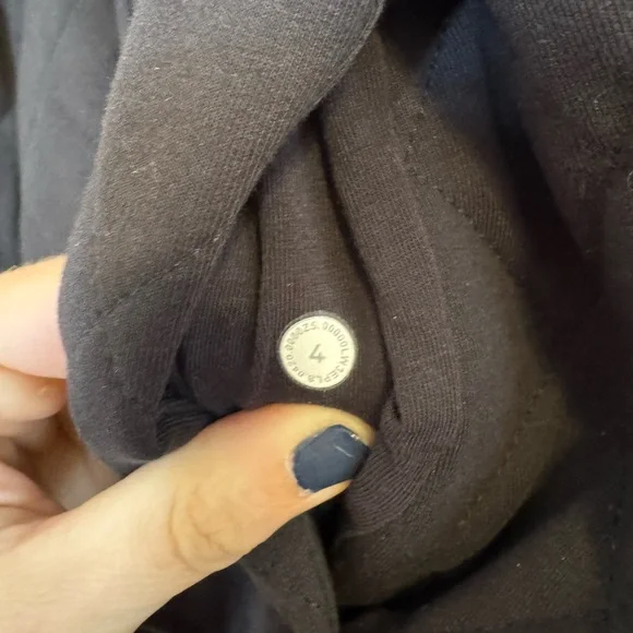 Lululemon Women's Black Quilted Calm Jacket - Picture 5 of 6